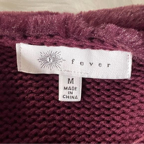 NWT fever long sleeve faux fur/suede burgundy sweater wrap size Medium - Picture 5 of 5